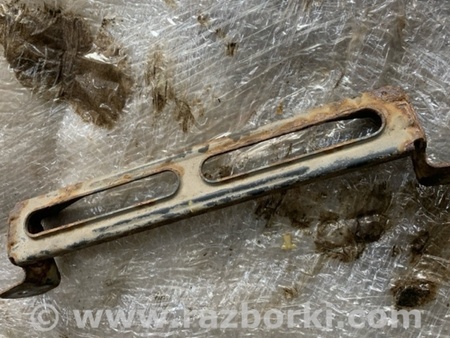 ФОТО Кронштейн для Mercedes-Benz E-CLASS W212 (09-16) Київ