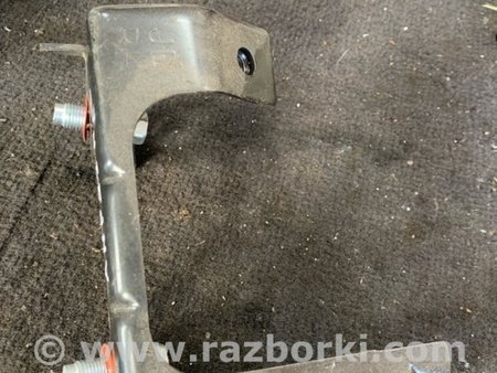ФОТО Кронштейн задний правый для KIA Ceed 2 JD (12-18) Київ