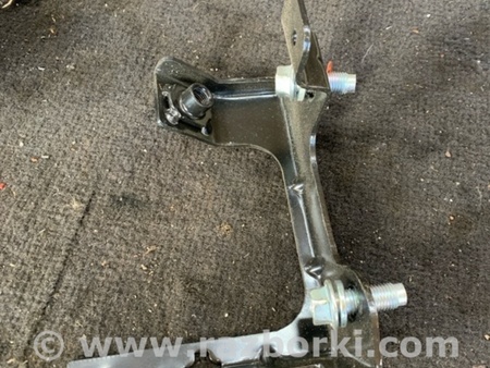 ФОТО Кронштейн задний правый для KIA Ceed 2 JD (12-18) Київ