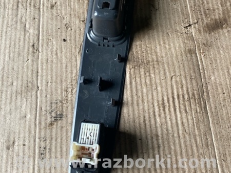 ФОТО Пластик задний левый для Subaru Tribeca B9 (05-08) Київ