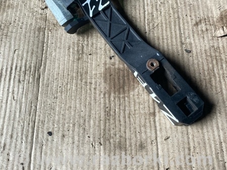 ФОТО Кронштейн ручки дверной передний левый для Subaru Tribeca B9 (05-08) Київ