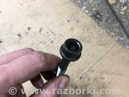 ФОТО Болт ГБЦ для Audi (Ауди) A4 V B9 - 8W (2015-) Київ