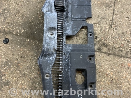 ФОТО Накладка радиатора для Subaru Tribeca B9 (05-08) Київ