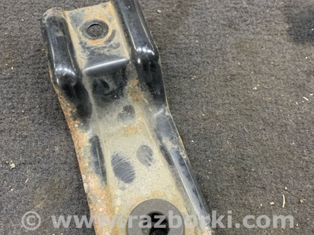 ФОТО Крепление радиатора для Subaru Tribeca B9 (05-08) Київ