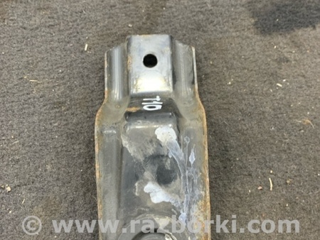 ФОТО Крепление радиатора для Subaru Tribeca B9 (05-08) Київ