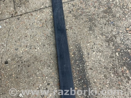 ФОТО Накладка на дверь передняя правая для Subaru Tribeca B9 (05-08) Київ