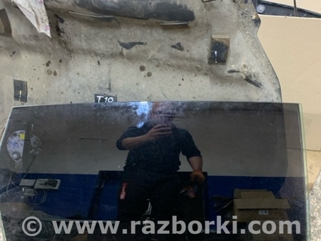 ФОТО Стекло задней правой двери для Subaru Tribeca B9 (05-08) Київ