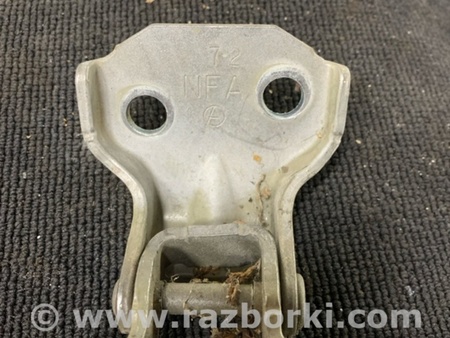 ФОТО Петля двери для Subaru Tribeca B9 (05-08) Київ
