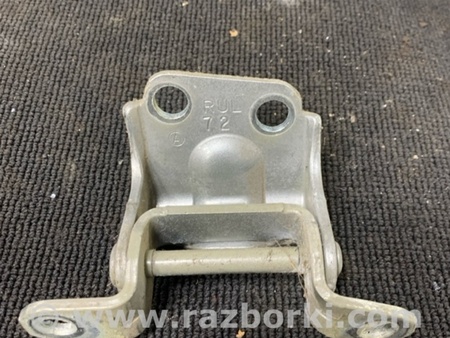 ФОТО Петля двери для Subaru Tribeca B9 (05-08) Київ