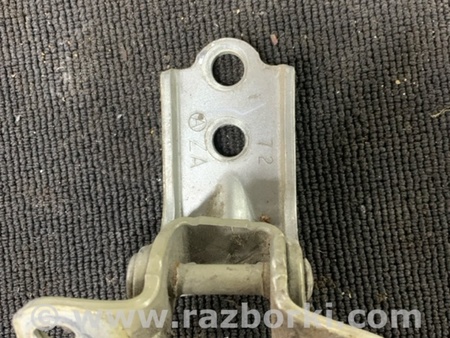 ФОТО Петля двери для Subaru Tribeca B9 (05-08) Київ