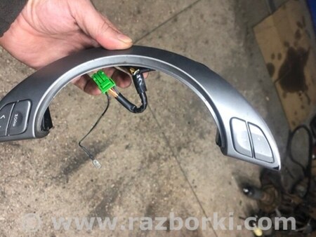 ФОТО Кнопки руля для Subaru Tribeca B9 (05-08) Київ