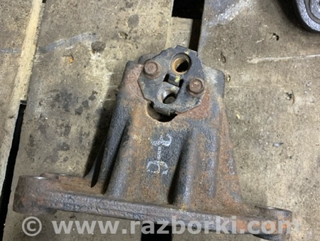 ФОТО Кронштейн для KIA Ceed 2 JD (12-18) Київ