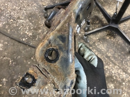 ФОТО Кронштейн задний правый для Subaru Legacy IV BL/BP (03-09) Київ