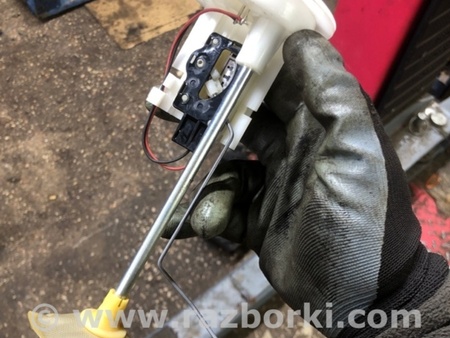ФОТО Датчик уровня топлива левый для Subaru Legacy IV BL/BP (03-09) Київ