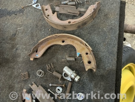 ФОТО колодки ручника для Subaru Legacy IV BL/BP (03-09) Київ