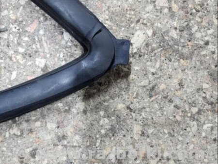 ФОТО Направляющая стекла передняя правая для KIA Sorento 1 BL (02-09) Київ