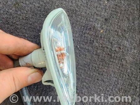 ФОТО Поворотник в крыле передний правый для KIA Sportage SL (10-16) Київ