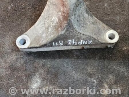 ФОТО Кронштейн правый для Subaru Legacy V BR/BM (09-14) Київ