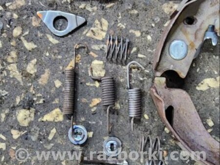ФОТО Комплект колодок и механизмов ручного торомоза задний для Subaru Legacy V BR/BM (09-14) Київ