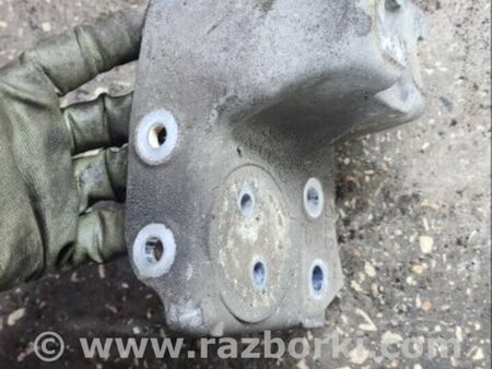 ФОТО Кронштейн передний левый для Subaru Legacy V BR/BM (09-14) Київ