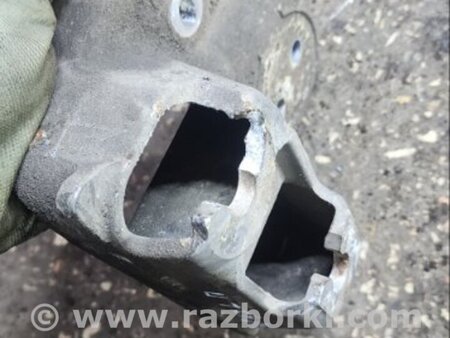 ФОТО Кронштейн передний левый для Subaru Legacy V BR/BM (09-14) Київ