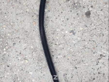 ФОТО Направляющая стекла передняя левая для Hyundai ix35 I LM/EL Tucson (10-17) Київ