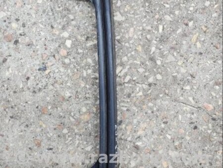 ФОТО Направляющая стекла задняя левая для Hyundai ix35 I LM/EL Tucson (10-17) Київ