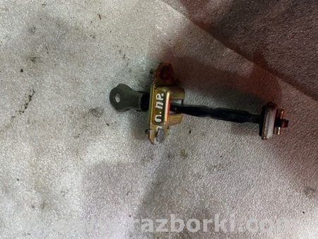 ФОТО Ограничитель двери передний правый для Subaru Legacy IV BL/BP (03-09) Київ