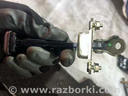 ФОТО Ограничитель двери передний левый для Subaru Legacy IV BL/BP (03-09) Київ