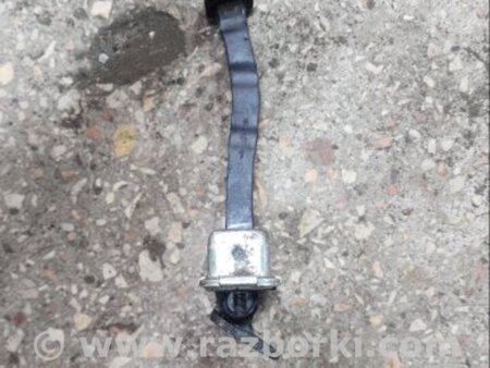 ФОТО Ограничитель двери передний правый для Hyundai ix35 I LM/EL Tucson (10-17) Київ