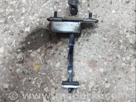 ФОТО Ограничитель двери задний правый для Hyundai ix35 I LM/EL Tucson (10-17) Київ