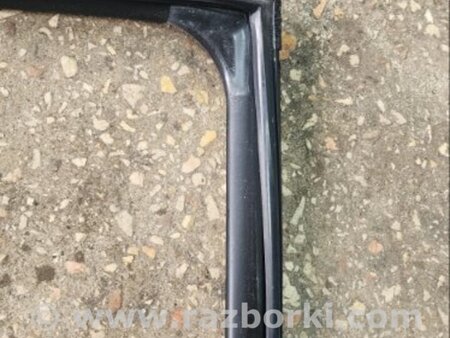ФОТО Направляющая стекла задняя правая для Hyundai ix35 I LM/EL Tucson (10-17) Київ