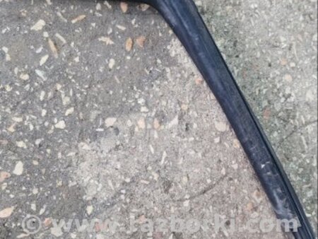 ФОТО Направляющая стекла передняя правая для Hyundai ix35 I LM/EL Tucson (10-17) Київ