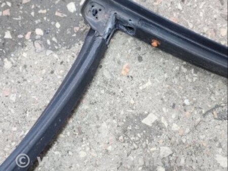 ФОТО Уплотнительная резинка передняя правая для Hyundai ix35 I LM/EL Tucson (10-17) Київ