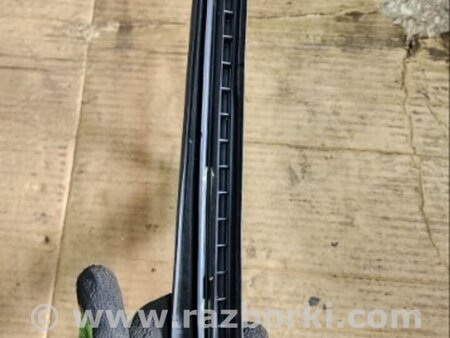 ФОТО Уплотнительная резинка задняя левая для KIA Sorento 1 BL (02-09) Київ