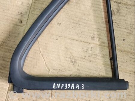 ФОТО Уплотнительная резинка задняя правая для KIA Sorento 1 BL (02-09) Київ