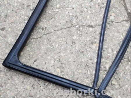 ФОТО Направляющая стекла задняя правая для KIA Sportage SL (10-16) Київ