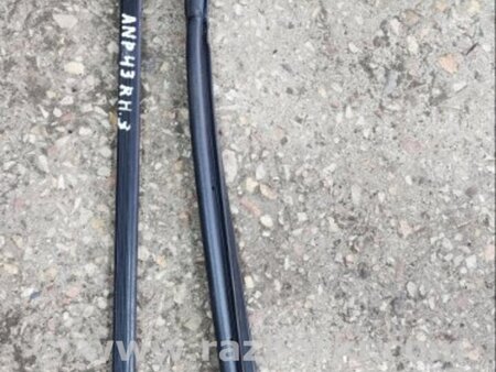 ФОТО Уплотнительная резинка задняя правая для KIA Sportage SL (10-16) Київ