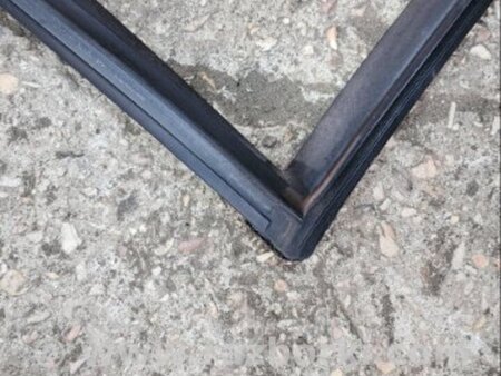 ФОТО Направляющая стекла передняя левая для Hyundai Santa Fe III DM/NC (12-18) Київ