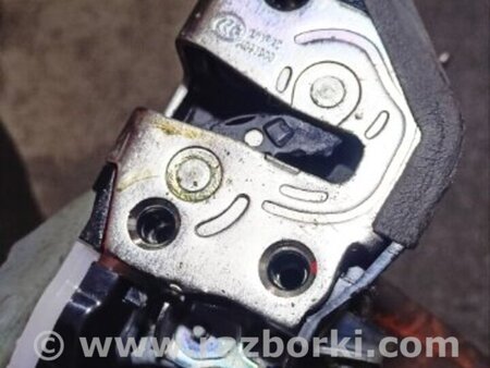 ФОТО Замок двери передний правый для Subaru Outback V BS (14-21) Київ