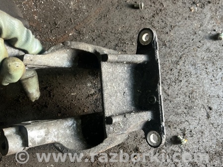 ФОТО Кронштейн передний для Subaru Outback IV BM/BR (09-14) Київ