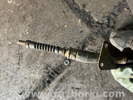 ФОТО Трос ручника задний правый для KIA Sportage SL (10-16) Київ