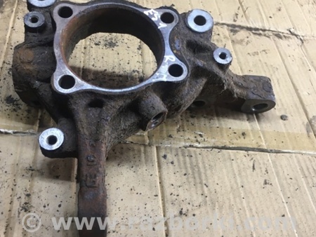 ФОТО Поворотный кулак для Subaru Outback Киев
