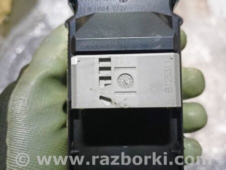 ФОТО Блок кнопок передний правый для Honda CR-V IV (11-18) Київ