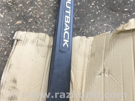 ФОТО Накладка на дверь для Subaru Outback Киев