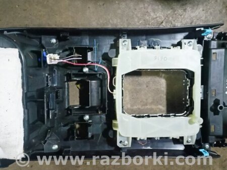 ФОТО Консоль между сидений передний для Subaru Outback V BS (14-21) Київ