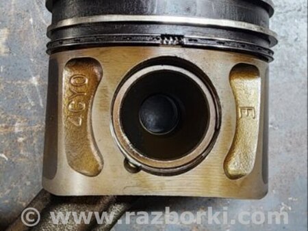 ФОТО Поршень для Hyundai ix35 I LM/EL Tucson (10-17) Київ