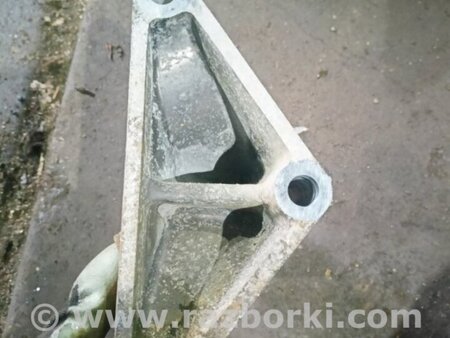 ФОТО Кронштейн левый для Subaru Outback IV BM/BR (09-14) Київ