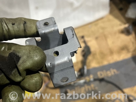 ФОТО Кронштейн задний правый для Subaru Outback IV BM/BR (09-14) Київ