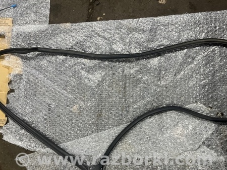 ФОТО Уплотнительная резинка передняя левая для Subaru Outback IV BM/BR (09-14) Київ